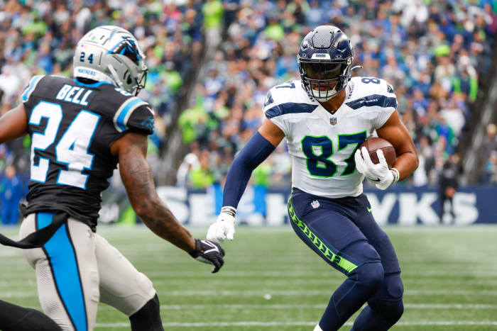 Sep 24, 2023; Seattle, Washington, USA; Seattle Seahawks tight end Noah Fant (87) runs for yards after the catch against the Carolina Panthers during the third quarter at Lumen Field. Mandatory Credit: Joe Nicholson-USA TODAY Sports